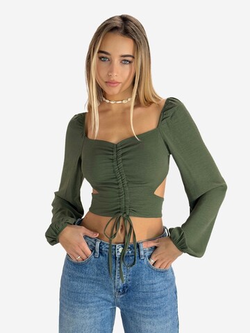 Elara Bluse in Grün: Vorderseite