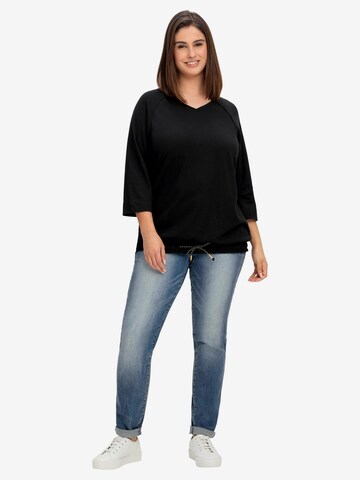 SHEEGO Sweatshirt in Schwarz