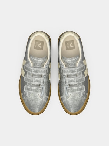 Veja Nízke tenisky 'Recife' - Strieborná