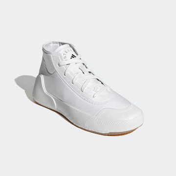 ADIDAS BY STELLA MCCARTNEY Спортни обувки 'Treino ' в бяло