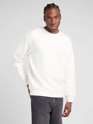 QS Sweatshirt in Wit: voorkant