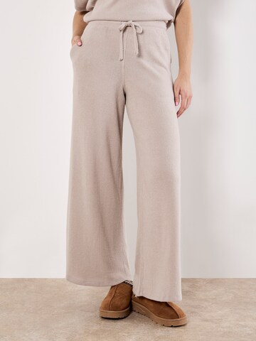 Wide leg Pantaloni ' ' di Apricot in beige: frontale