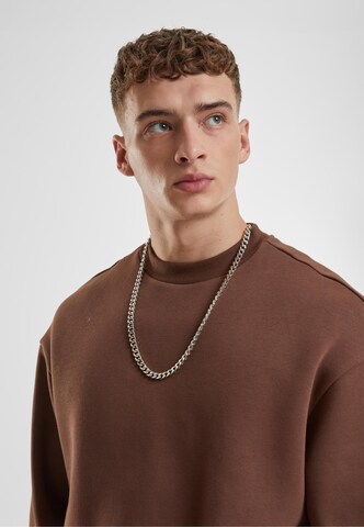 Urban Classics Sweatshirt in Bruin