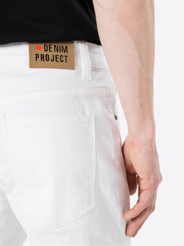 Denim Project نحيف جينز 'Mr. Red' بلون أبيض