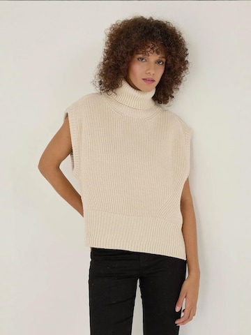 Hiccup - Pullover em branco