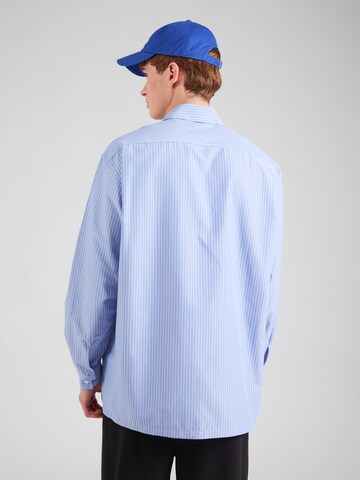 Comfort fit Camicia di TOPMAN in blu