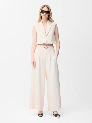 adl Regular Trousers in Beige