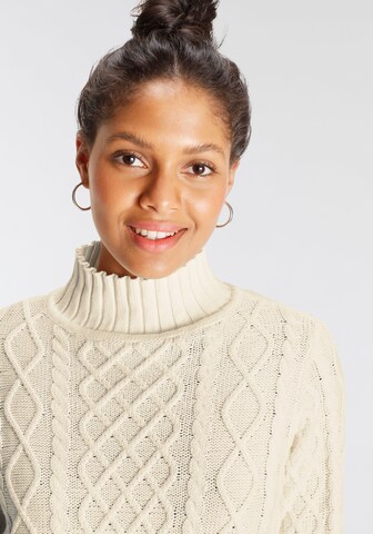 AJC Pullover in Beige