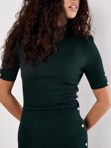 Robe fourreau Apricot en vert
