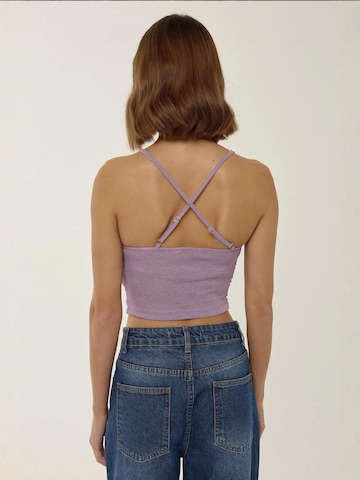 Top in maglia di Hiccup in lilla