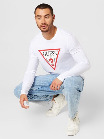 T-Shirt GUESS en blanc