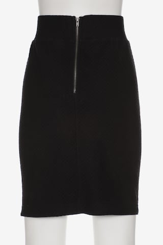 Thought Skirt in M in Black