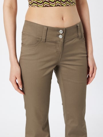 WEEKDAY Flared Trousers in Green