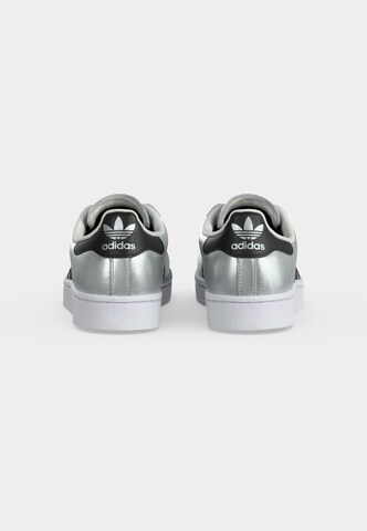ADIDAS ORIGINALS Sneakersy 'SUPERSTAR II' w kolorze srebrny