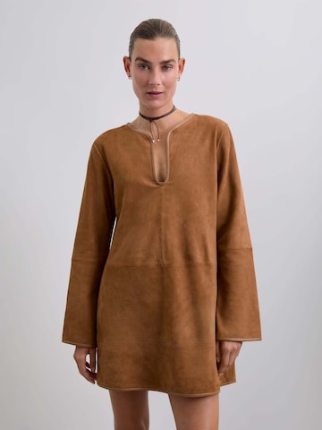 Scalpers Dress ' ' in Brown