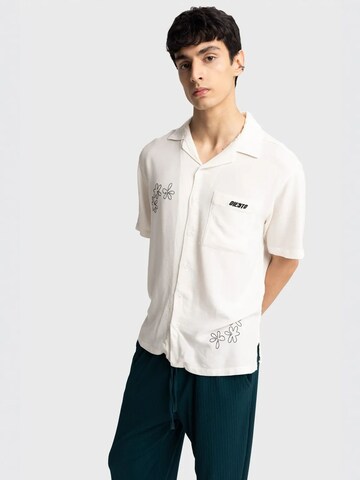 Giesto - Comfort Fit Camisa em branco