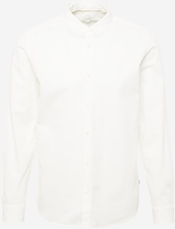 QS Regular fit Button Up Shirt in White: front