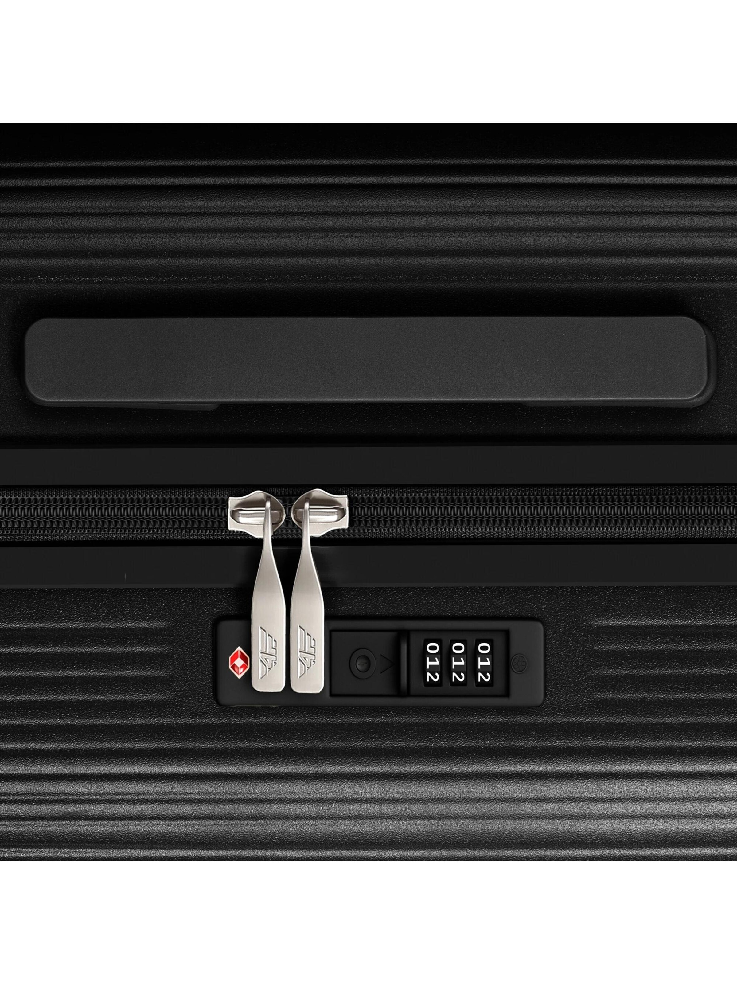 4FLY Suitcase in Black