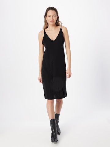 Lindex Dress in Black: front