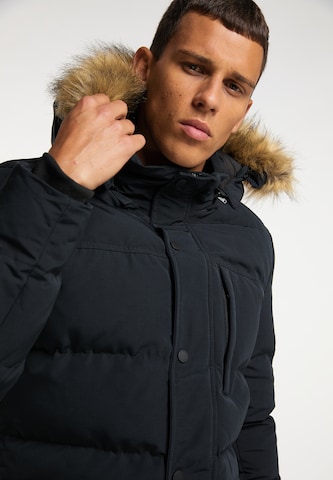 TUFFSKULL Parka in Schwarz