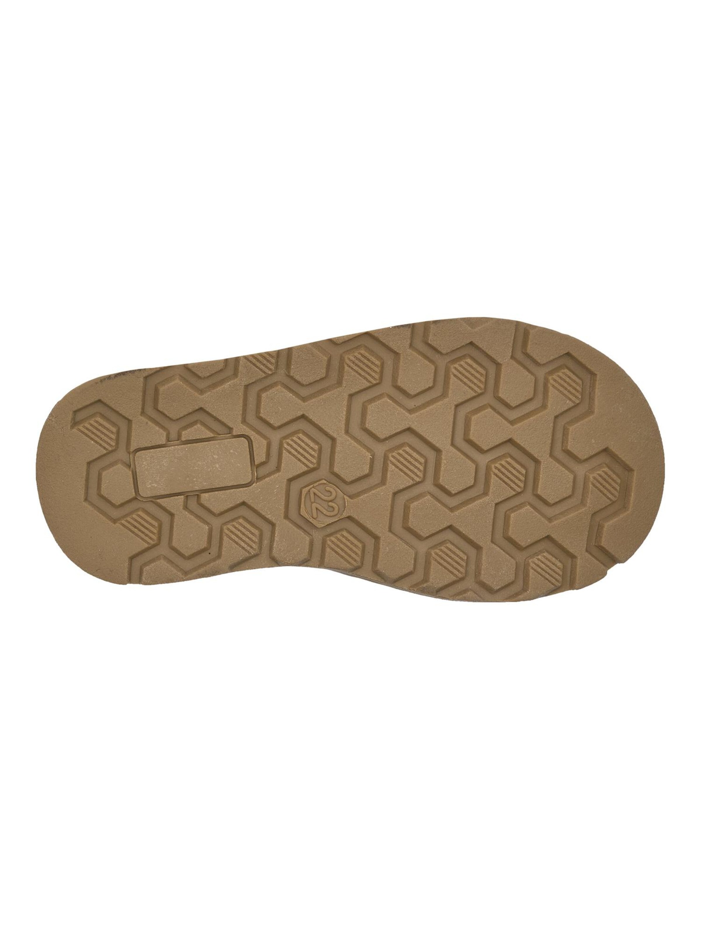 Chaussure basse 'Fadion' Chicco en marron