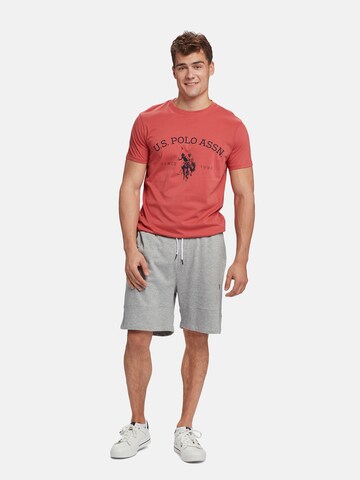 U.S. POLO ASSN. Paita 'Archibald' värissä punainen