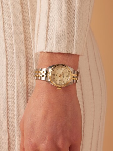 LORUS Analog watch in Gold