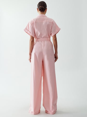 The Fated Jumpsuit 'HARVEY' in Pink: zadná strana