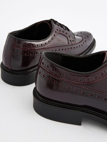 Chaussure à lacets Next en rouge