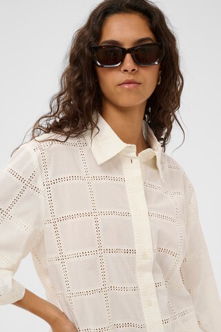 Chemisier 'SLCarmelita' SOAKED IN LUXURY en blanc