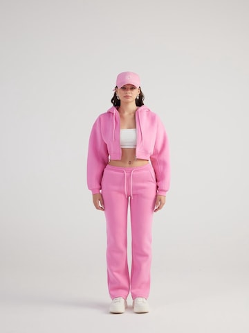 HOLLY LOLLY Trousers in Pink: front