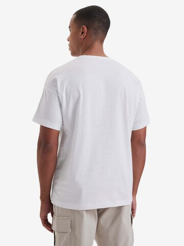 T-Shirt 'Thomas' WESTMARK LONDON en blanc