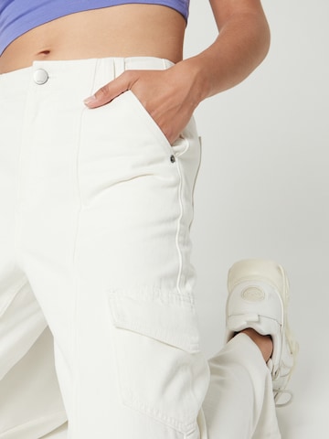 SHYX - Loosefit Pantalón vaquero cargo 'Lucky' en blanco