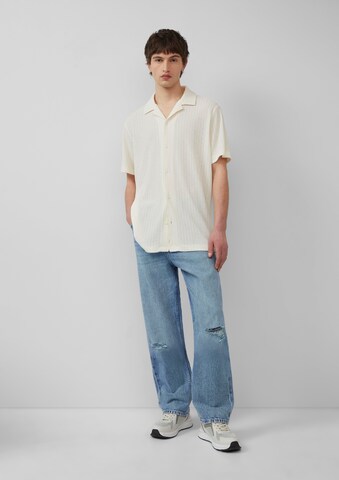 Coupe regular Chemise QS en beige