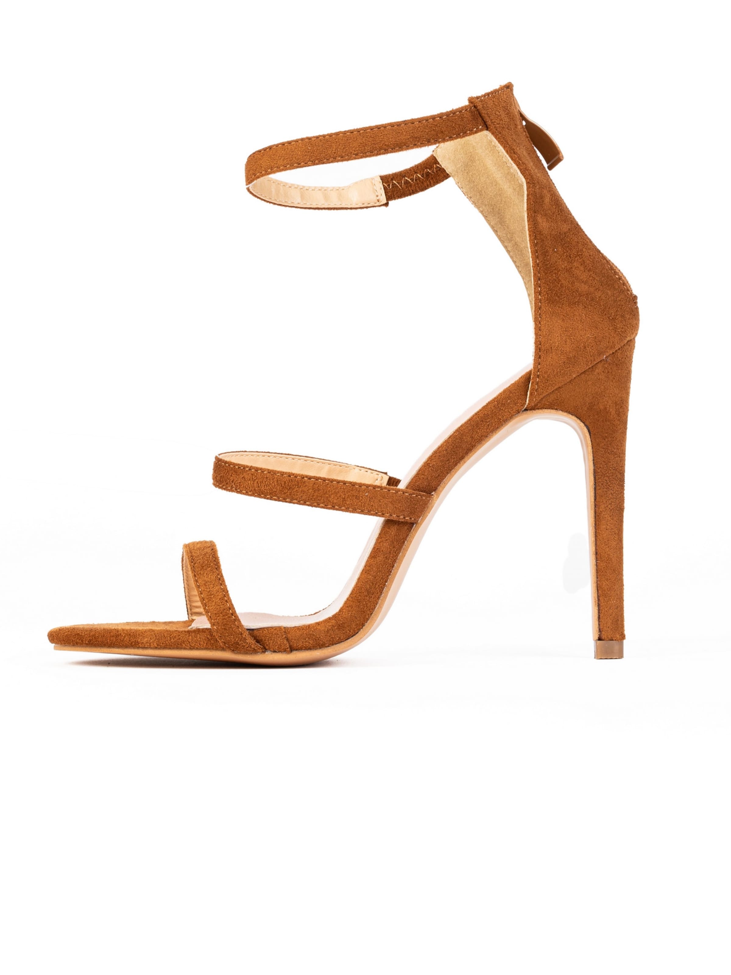 Celena Сандали с каишка 'Cassandra' в кафяво: отпред