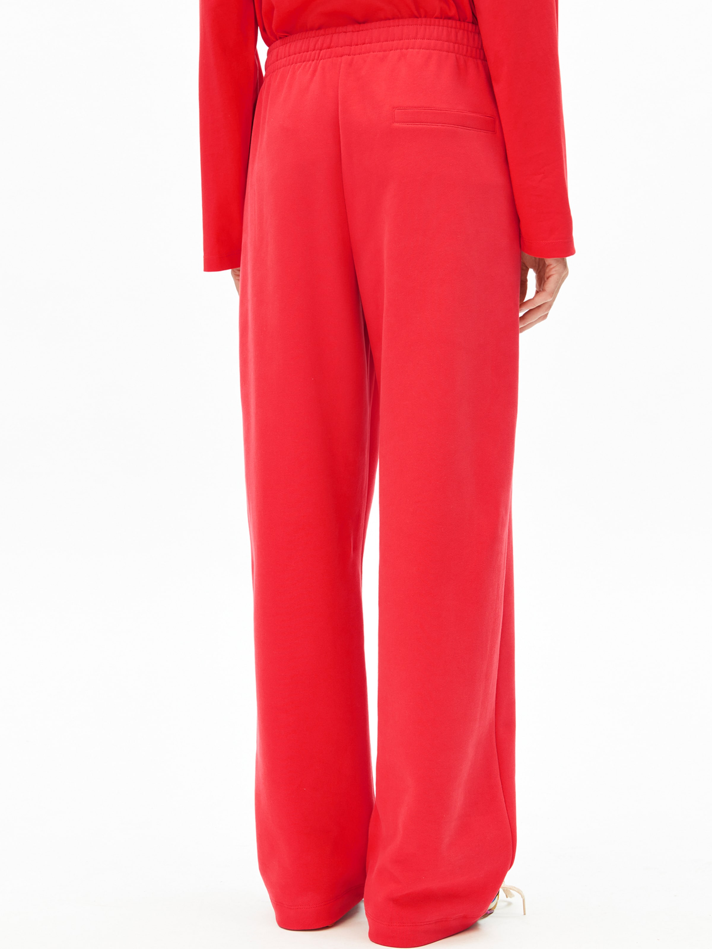 Loosefit Pantalon ARMEDANGELS en rouge : devant