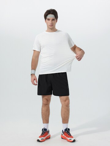 YOUTHUP Sports Suit in White
