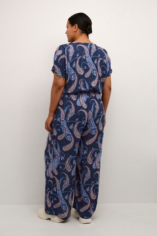 KAFFE CURVE Jumpsuit 'Ilone' in Blauw