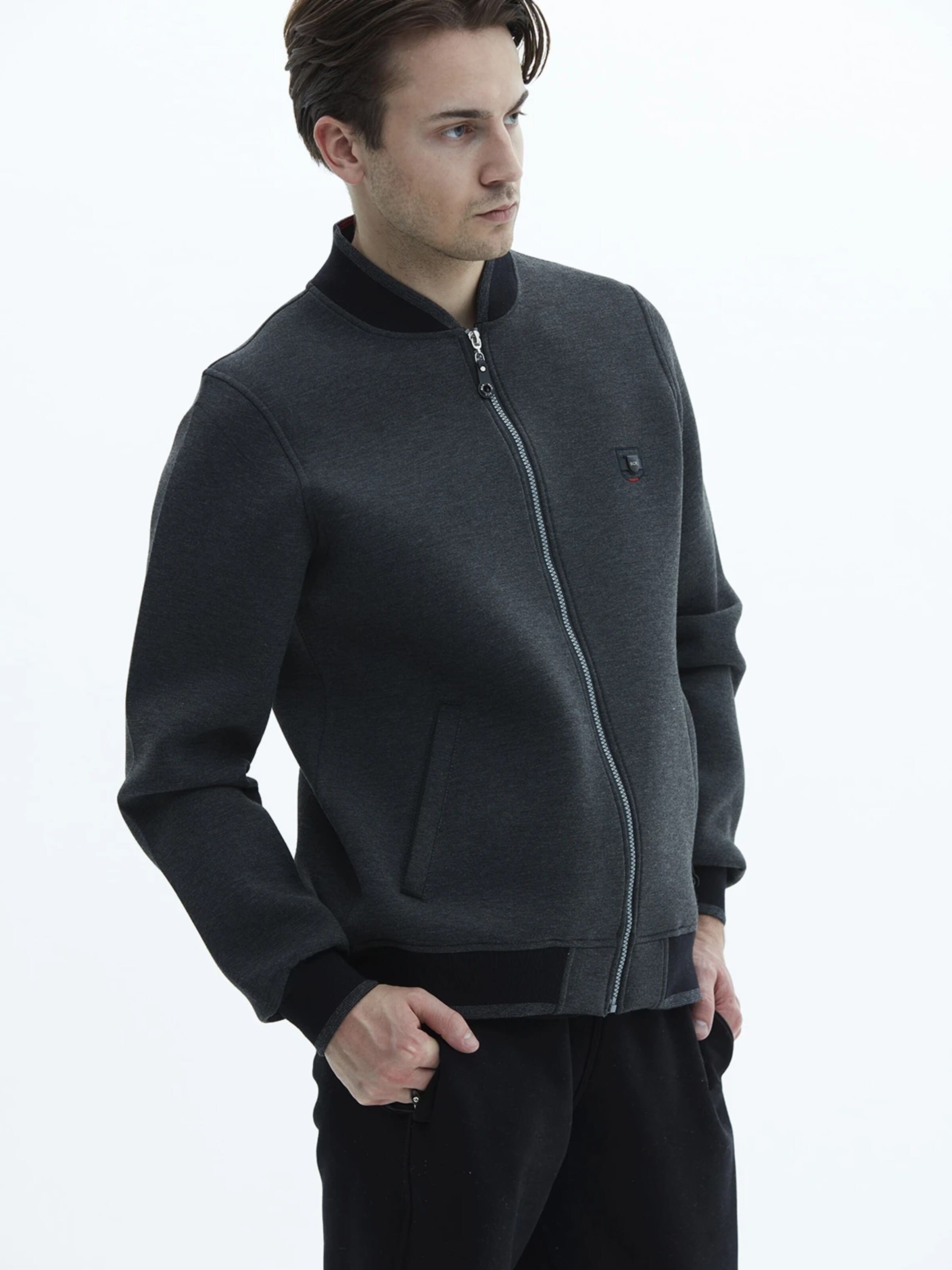 Veste de survêtement 'SEM' SCR. en gris : devant