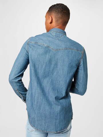 Tommy Jeans Regular fit Button Up Shirt in Blue