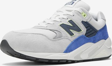 Baskets basses 'Sneaker 580' new balance en gris : devant