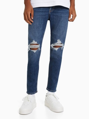 Bershka Regular Jeans in Blauw: voorkant