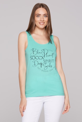 Soccx Top mit Label Print in Blau: Vorderseite