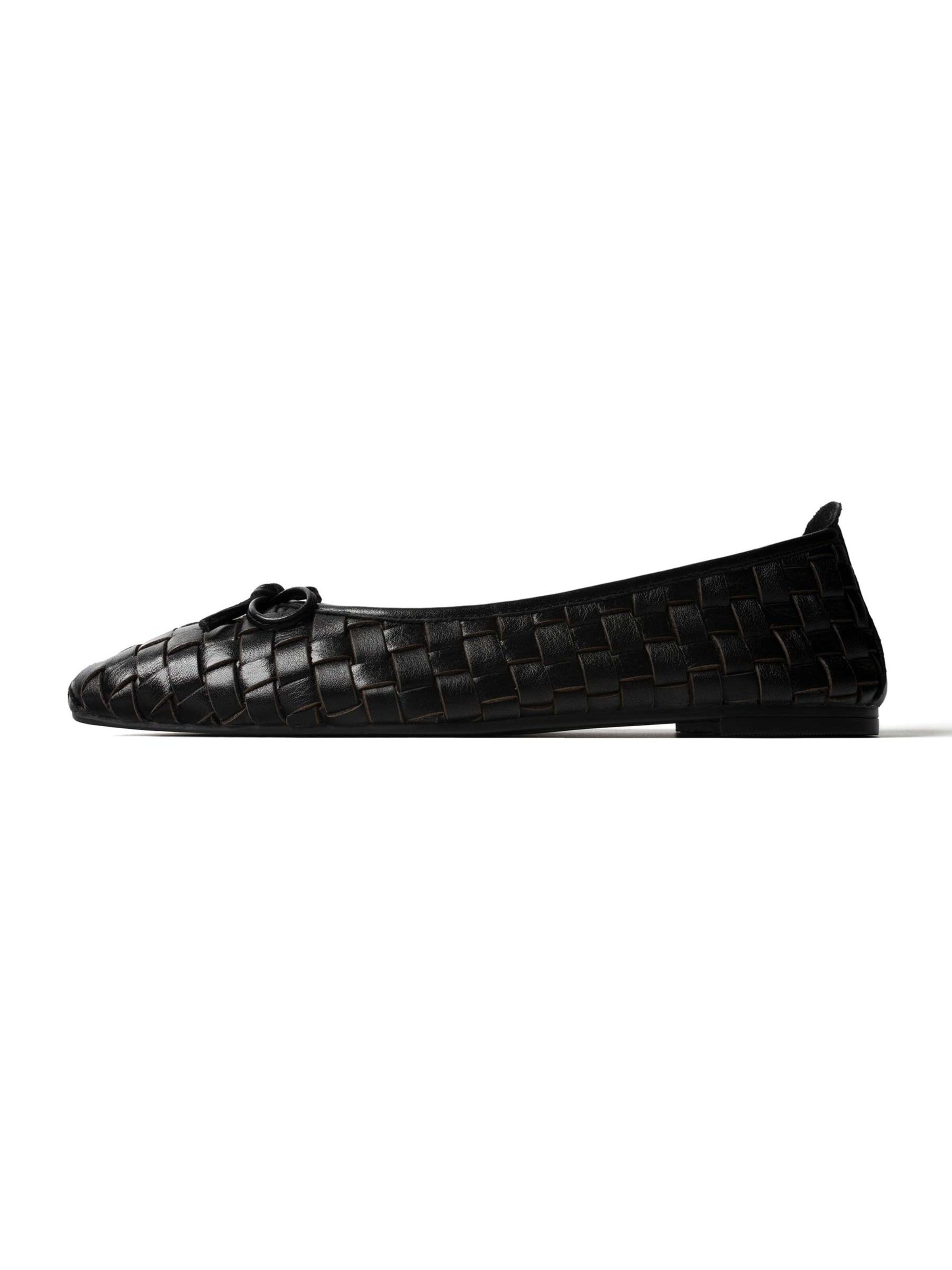 L37 HANDMADE SHOES - Sabrina 'UP IN THE AIR' em preto: frente