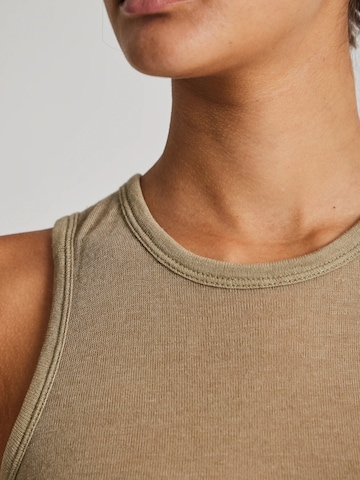 Top 'Alberte' di Gai+Lisva in beige