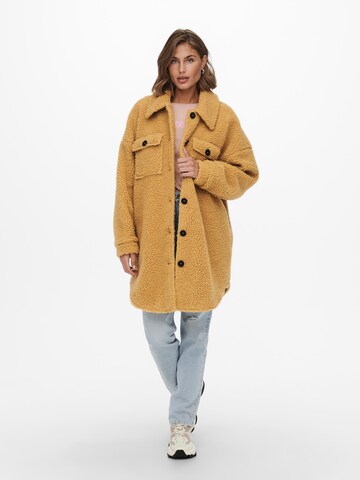 Manteau mi-saison 'Camilla' ONLY en jaune