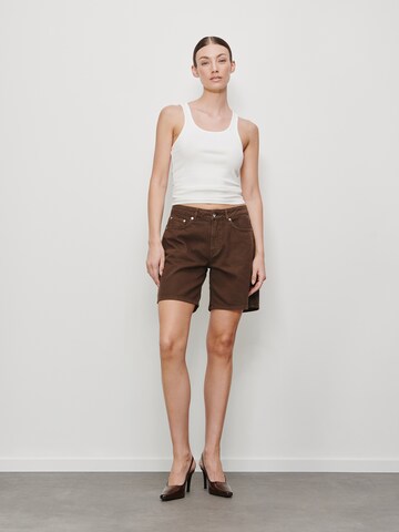 RÆRE by Lorena Rae Regular Jeans in Brown