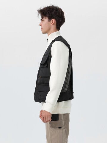 Youthup Sports Vest in Black