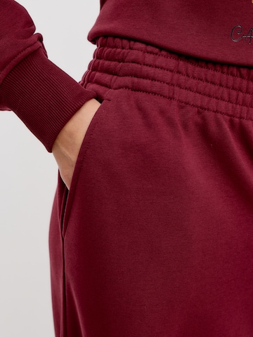 Cat e Lolette - regular Pantalón 'Palazzo Trousers' en rojo