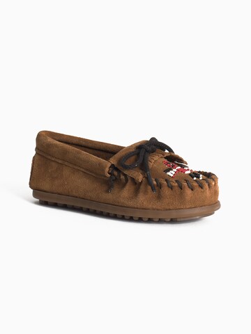 Scarpa bassa 'Thunderbird' di Minnetonka in marrone